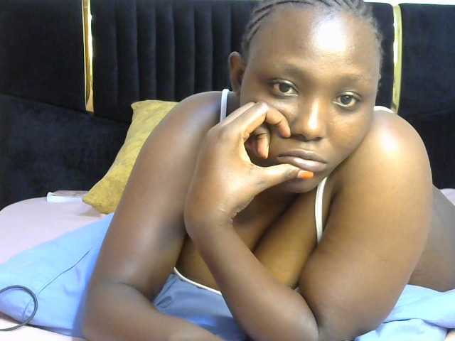 Stacylane live cam on BongaCams