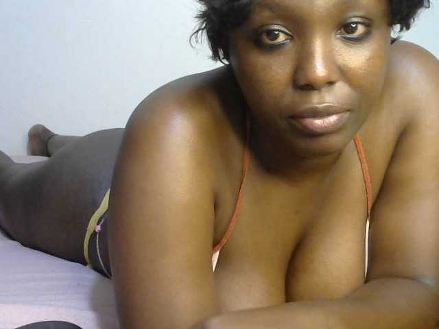 Stacylane live cam on BongaCams