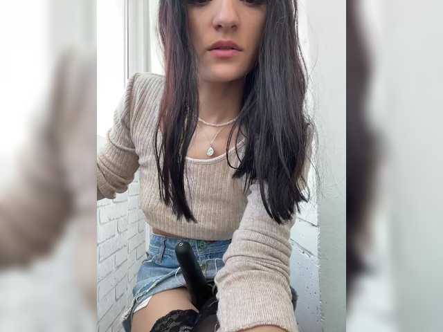  Adelina-Libby chat room