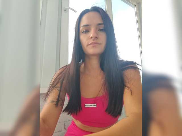 Adelina-Libby live cam on BongaCams