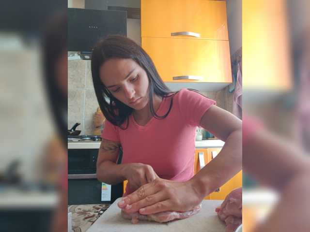 Adelina-Libby live cam on BongaCams