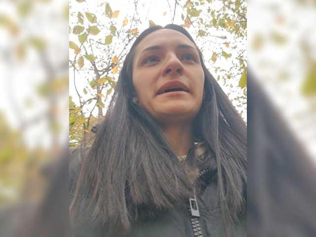 Adelina-Libby live cam on BongaCams
