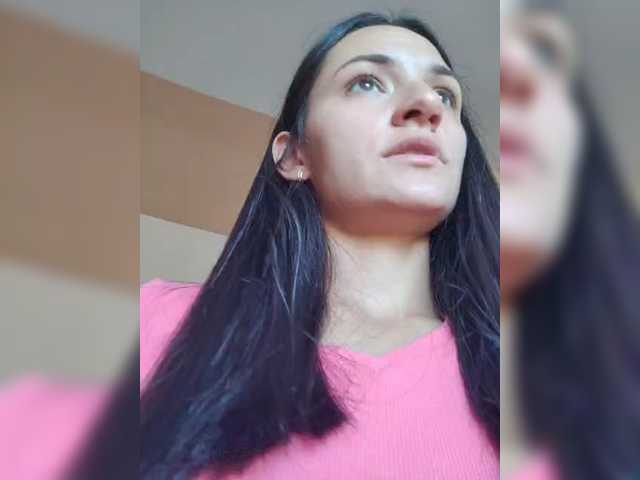 Adelina-Libby live cam on BongaCams