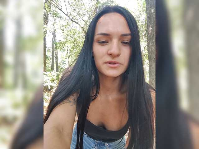 Adelina-Libby live cam on BongaCams