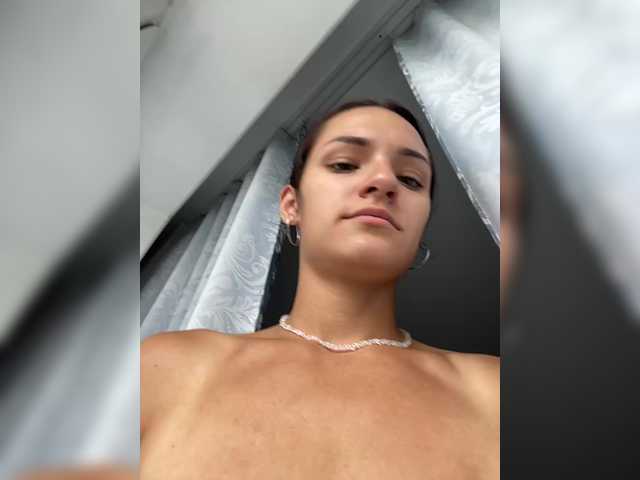 Adelina-Libby live cam on BongaCams