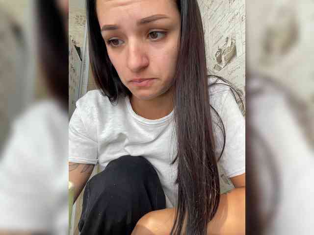 Adelina-Libby Live Webcam on BongaCams