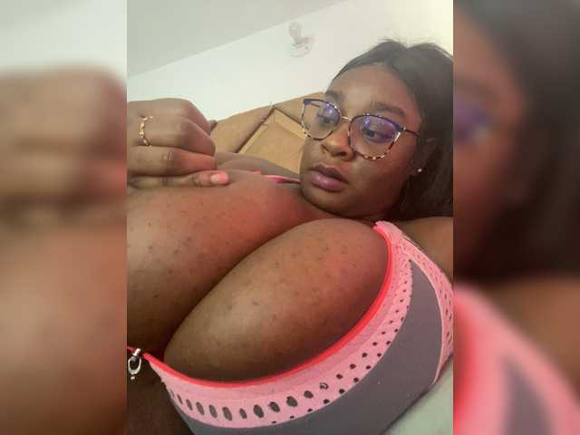 Chantellexoti live webcam show