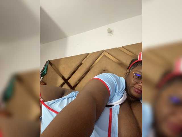 Chantellexoti live webcam show