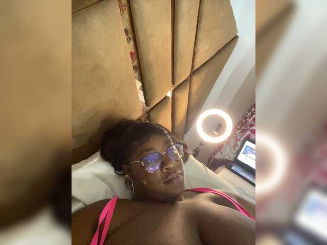 Chantellexoti live cam on BongaCams