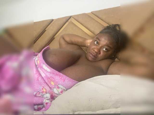 Chantellexoti live cam on BongaCams