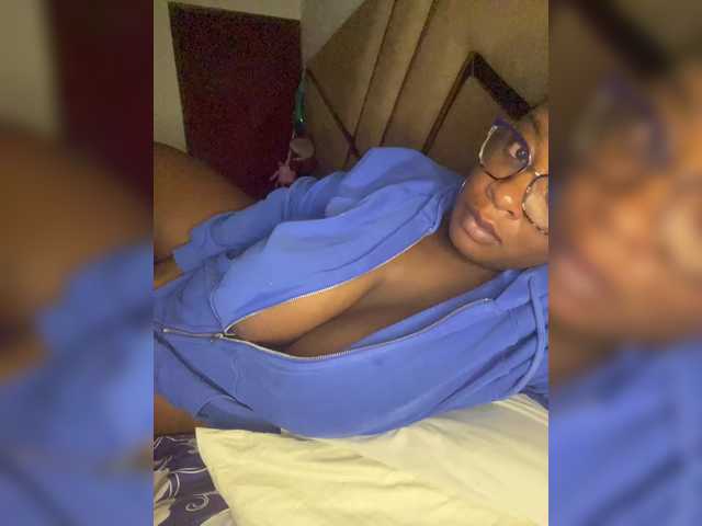Chantellexoti live webcam show