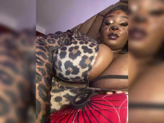 Chantellexoti live cam on BongaCams