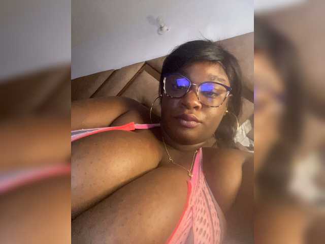 Chantellexoti live cam on BongaCams