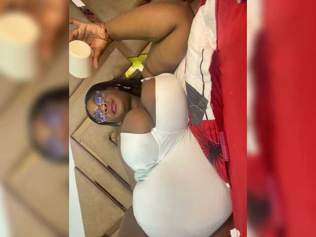 Chantellexoti live cam on BongaCams