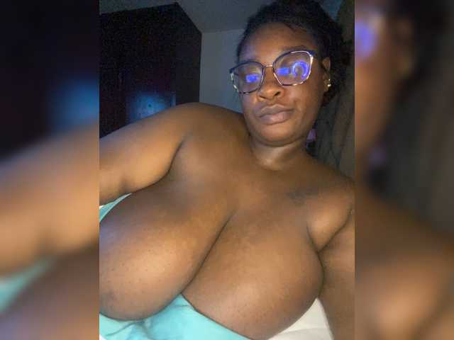 Chantellexoti live cam on BongaCams
