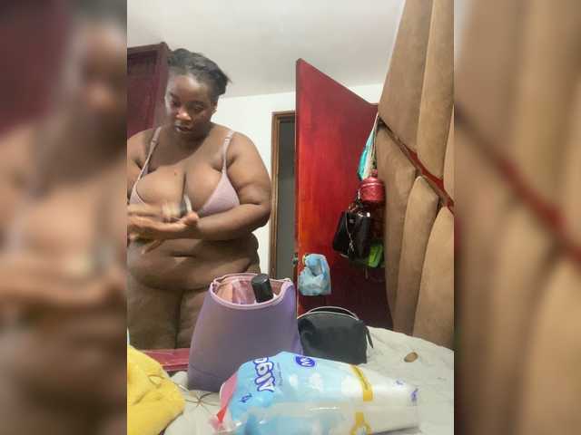 Chantellexoti, 22 y/o - Live Cam on BongaCams