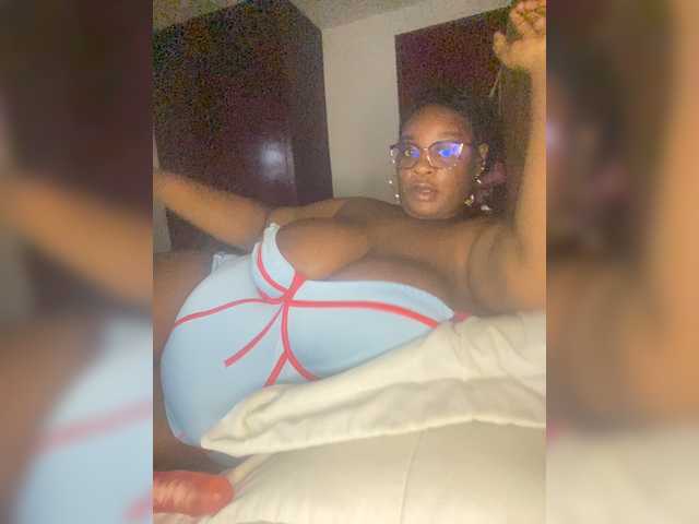 Chantellexoti live cam on BongaCams