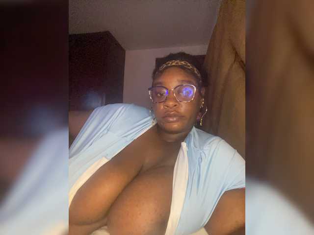 Chantellexoti live cam on BongaCams