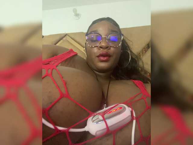 Chantellexoti live webcam show