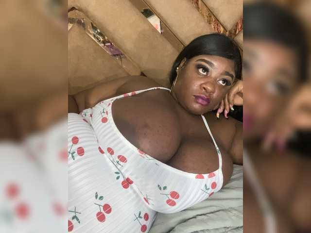 Chantellexoti live cam on BongaCams