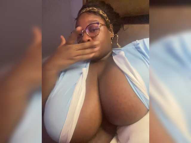 Chantellexoti live cam on BongaCams