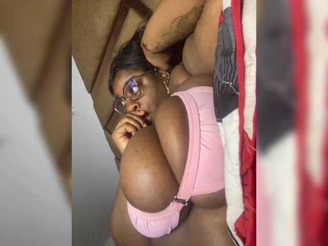 Chantellexoti live cam
