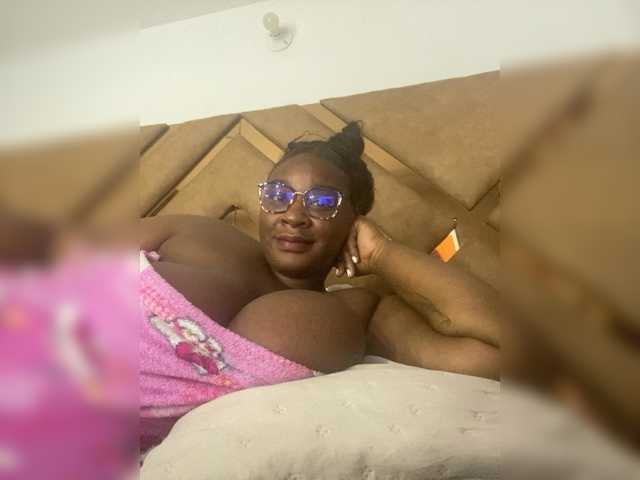 Chantellexoti live cam on BongaCams