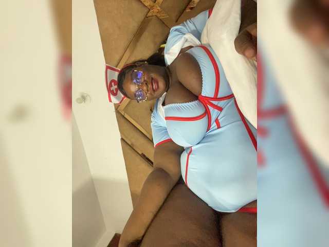 Chantellexoti live webcam show