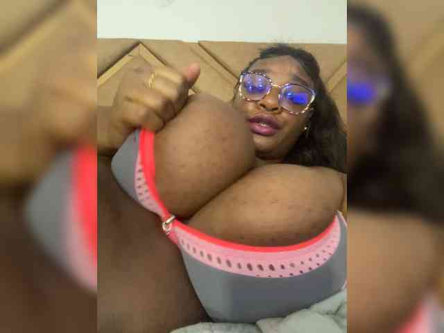 Chantellexoti webcam