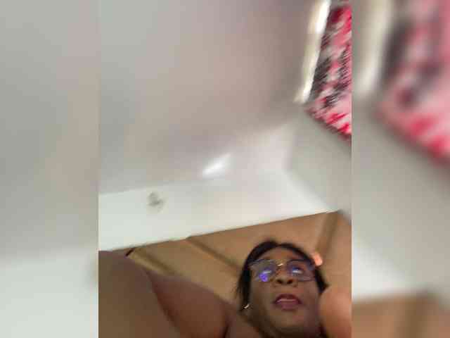 Chantellexoti webcam