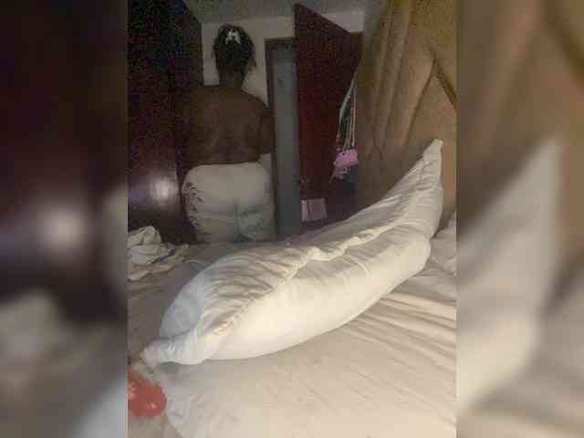 Chantellexoti webcam