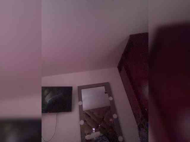 Chantellexoti webcam