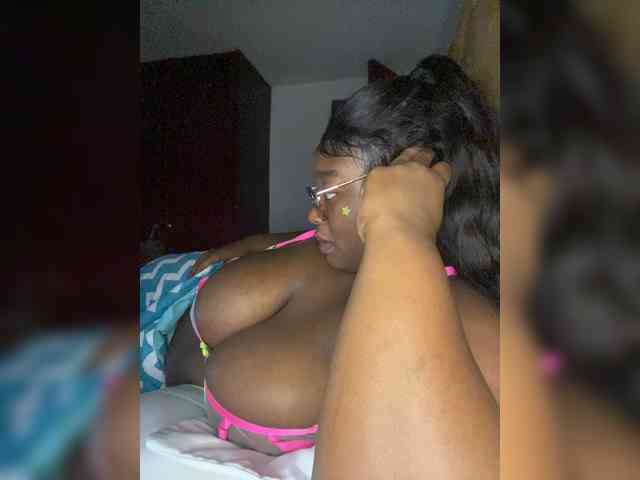Chantellexoti webcam