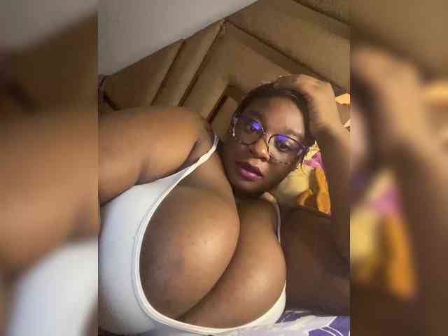 Chantellexoti webcam