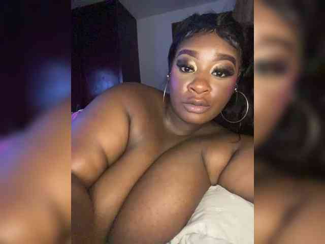 Chantellexoti webcam
