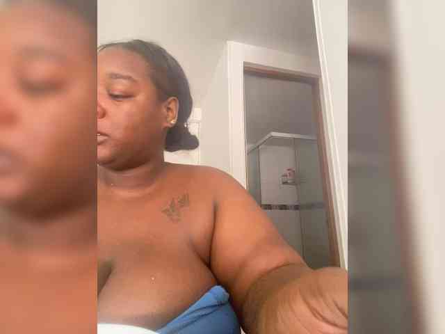 Chantellexoti webcam