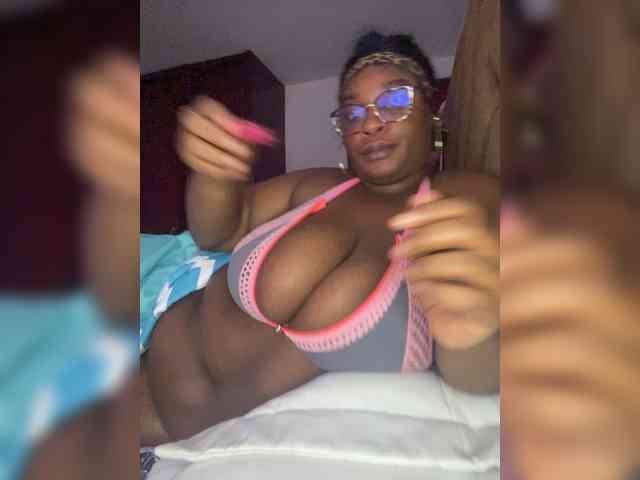 Chantellexoti webcam