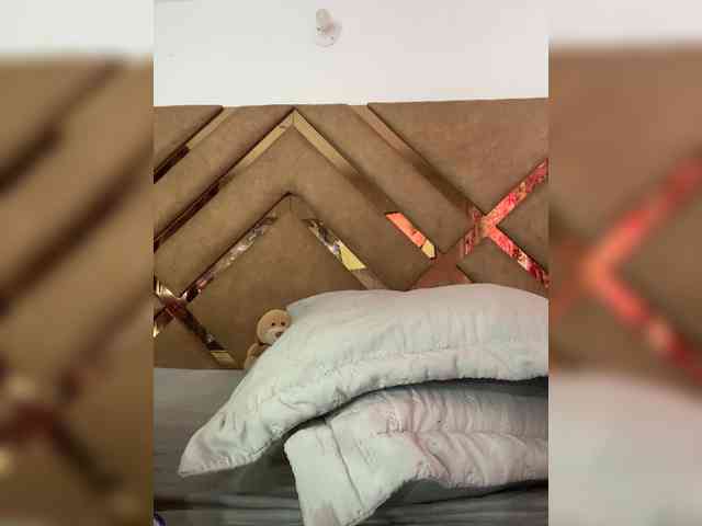 Chantellexoti webcam