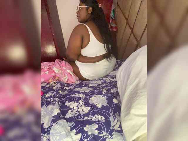 Chantellexoti webcam