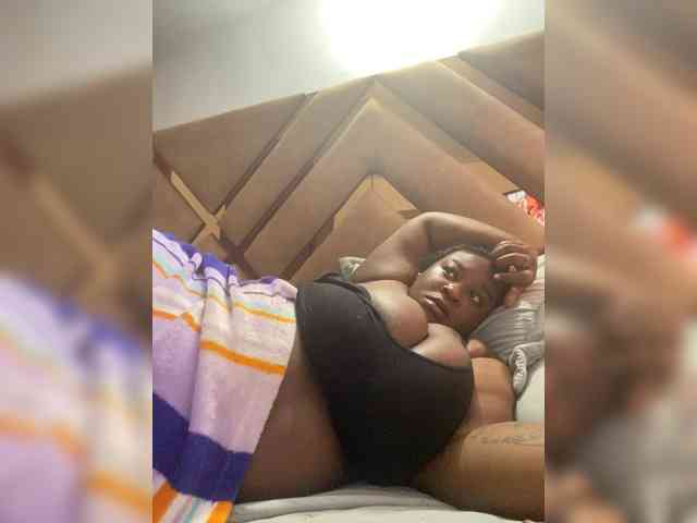 Chantellexoti webcam
