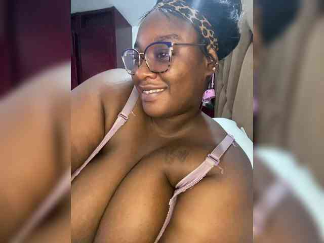 Chantellexoti webcam