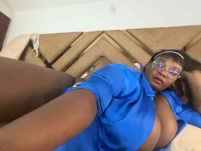 Chantellexoti webcam