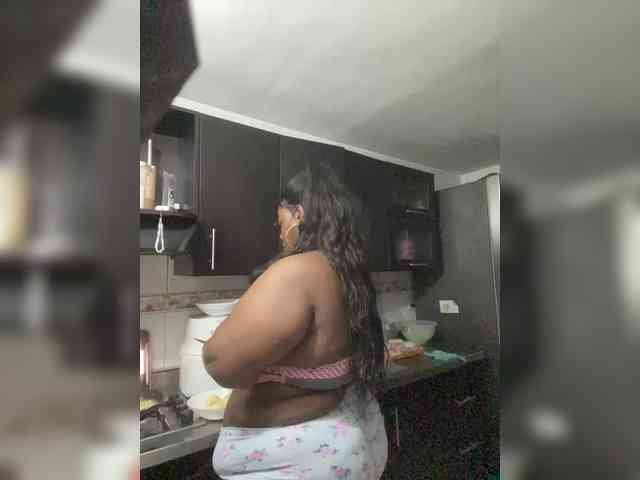 Chantellexoti webcam