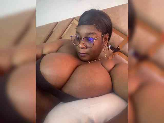 Chantellexoti webcam