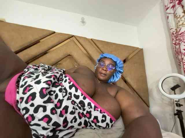 Chantellexoti webcam