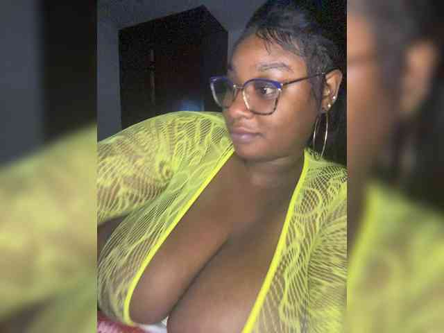 Chantellexoti webcam