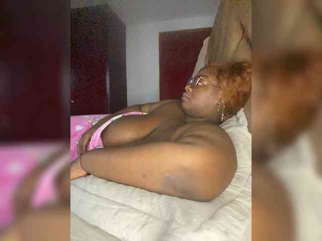 Chantellexoti webcam