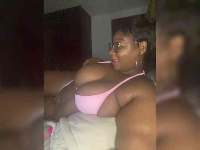 Chantellexoti webcam
