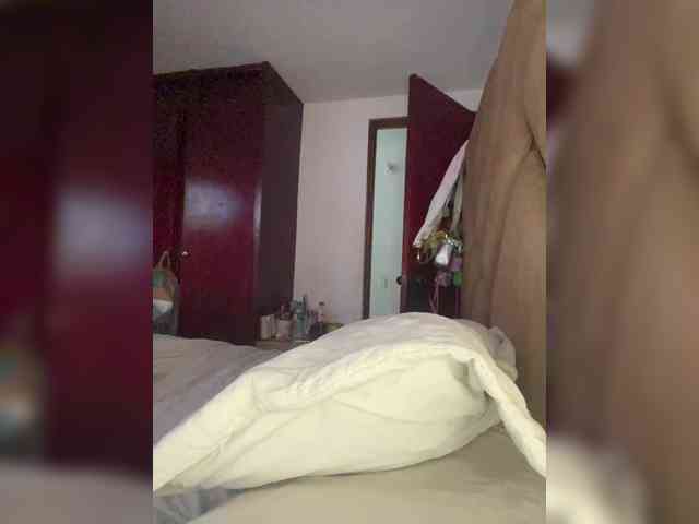 Chantellexoti webcam