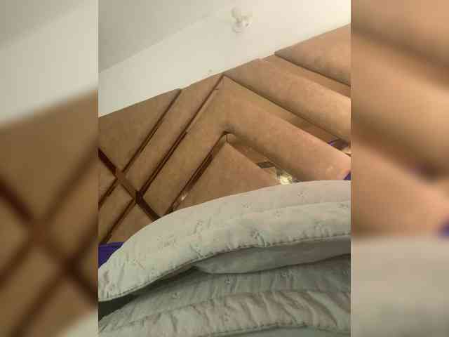 Chantellexoti webcam